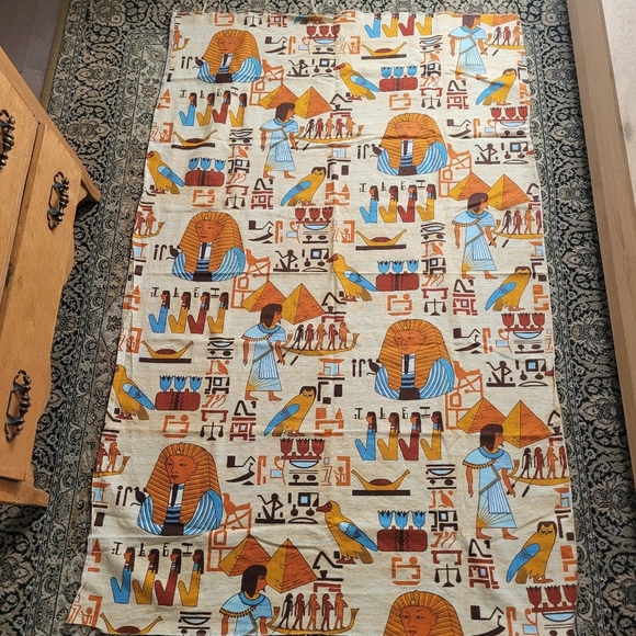 Egyptian themed fabric - Picture 4 of 5